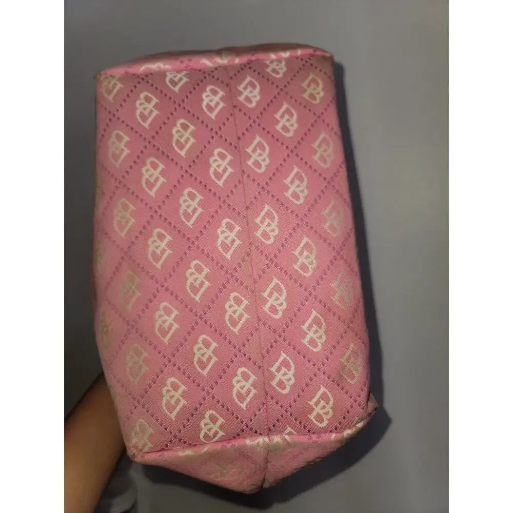 Dooney & Bourke preloved needs